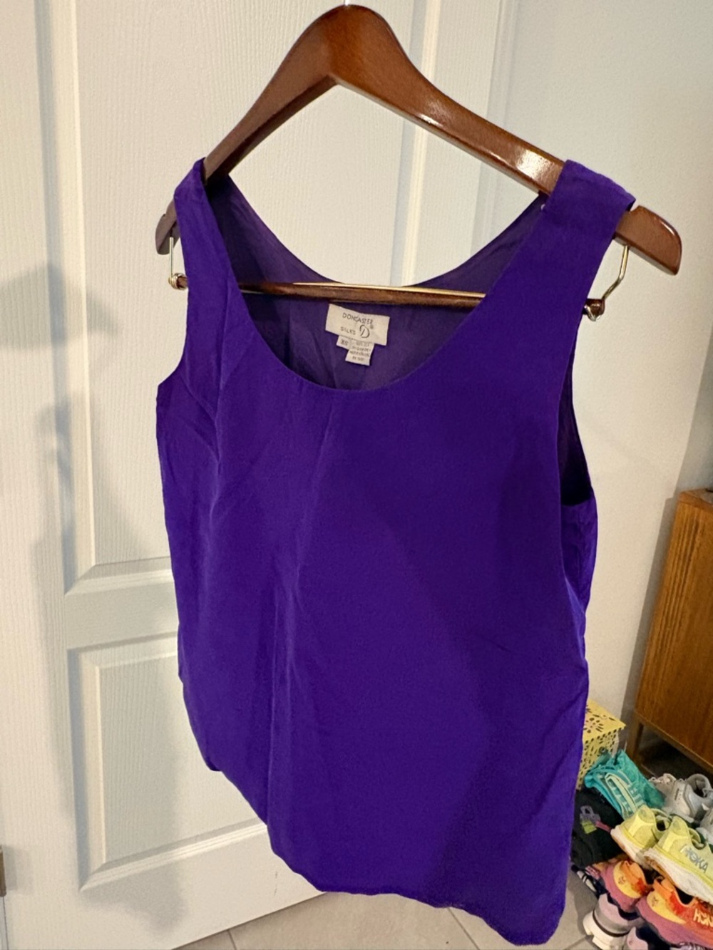 Doncaster silks 100% silk women’s sleeveless shirt size XS